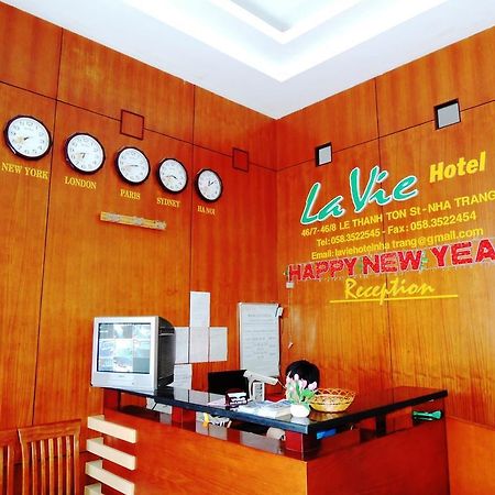 Lavie Hotel Nha Trang Exterior foto